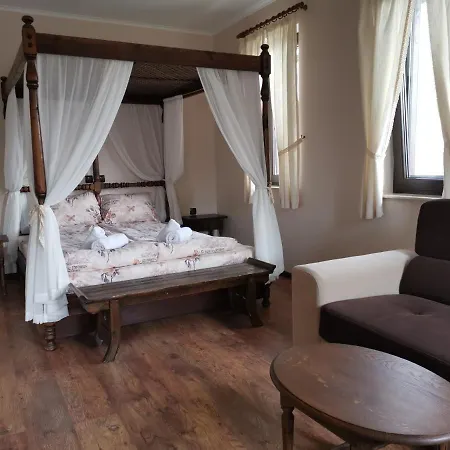 Guest house възрожденски комплекс чардакъ