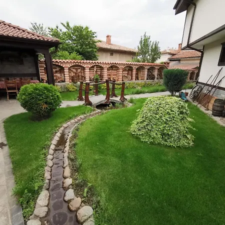възрожденски комплекс чардакъ Guest house