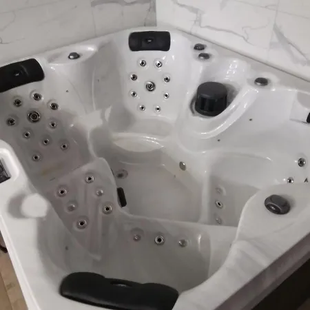 Guest house възрожденски комплекс чардакъ