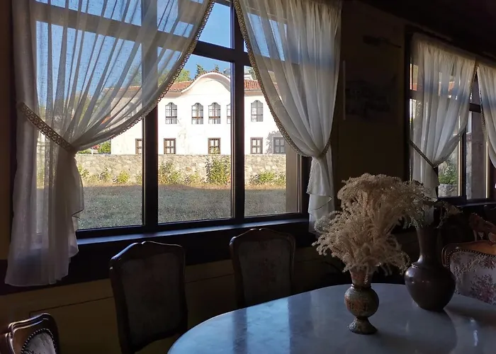 възрожденски комплекс чардакъ 4*